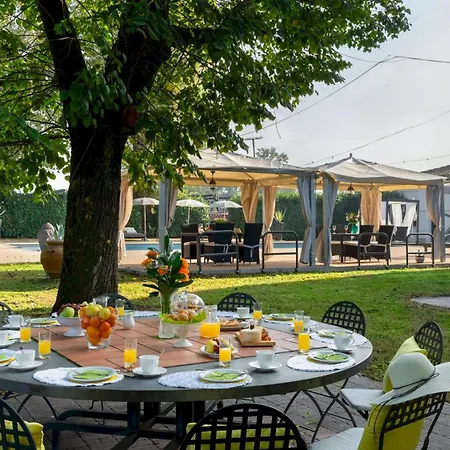 Laguna 10, Emma Villa Faenza