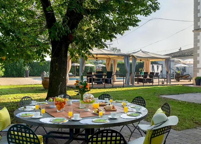 Laguna 10, Emma Villa Faenza