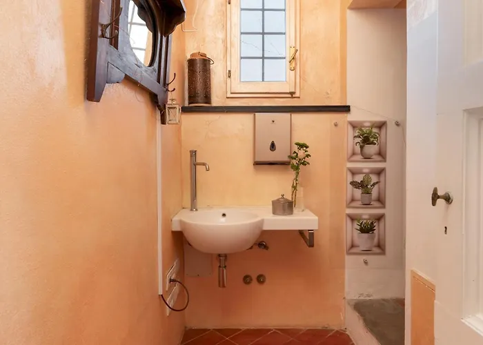 Villa Laguna 10, Emma